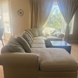 Sectional Sofa W Free Coffee Table