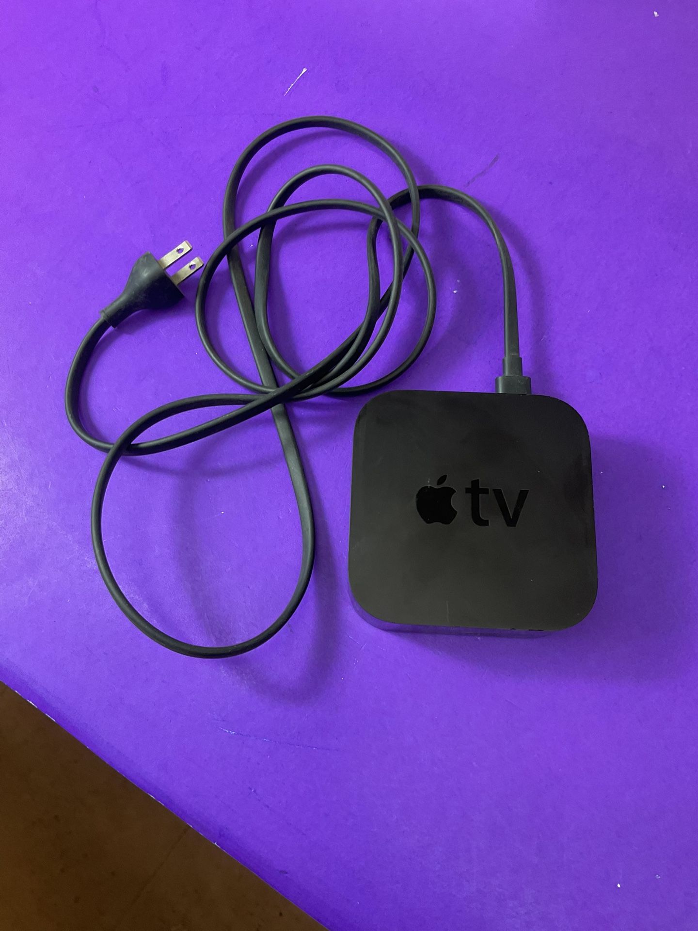 Apple TV 3rd Generation (A1469) – HD Streaming Media Player