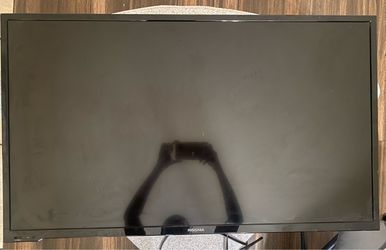 Insignia 39" LED TV NS-39D310NA17