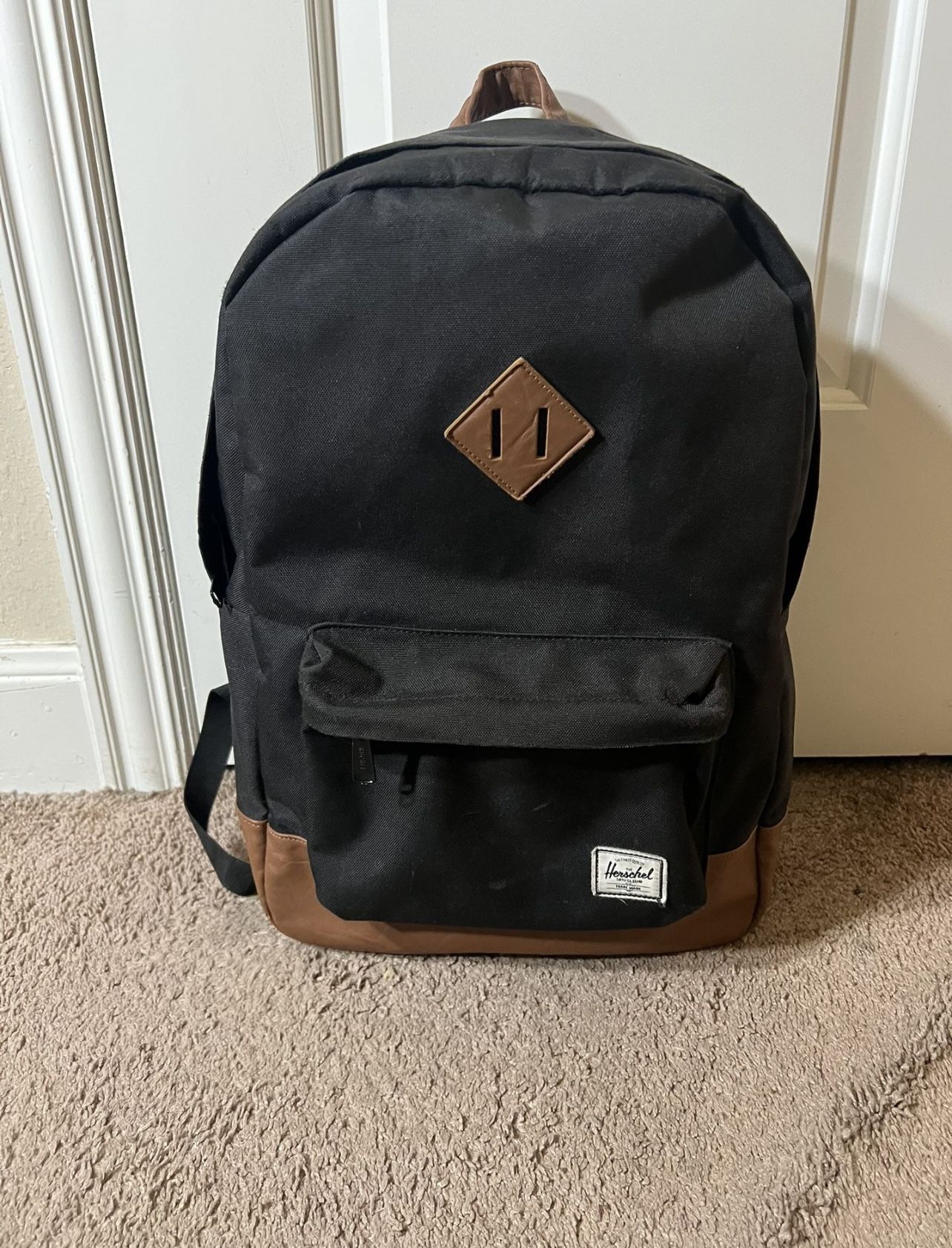 Backpack - Herschel Supply Co. (Black / Brown)