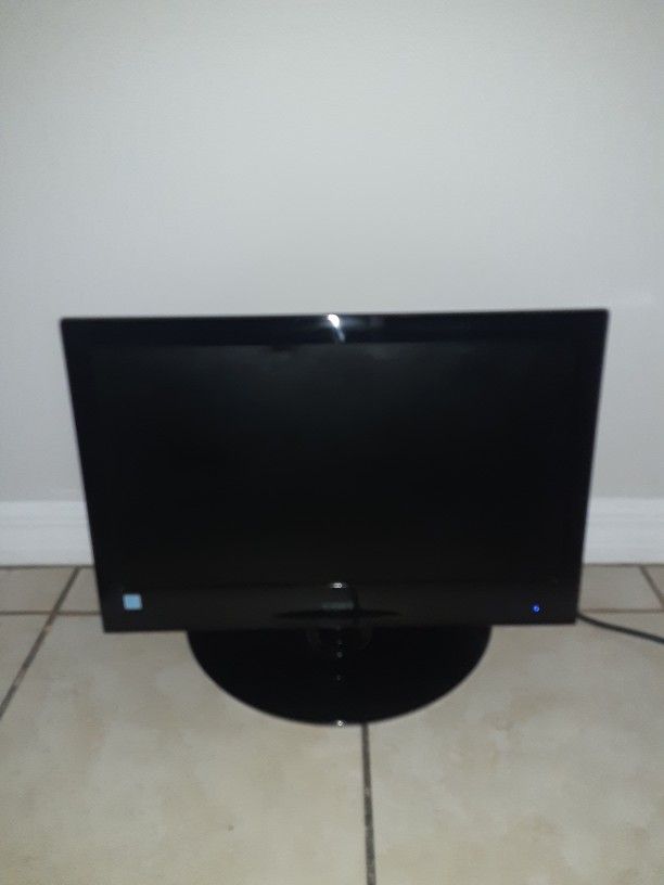 Coby 19" TV