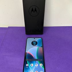 MOTOROLA RAZR 5G 2023 128GB MINT CONDITION 