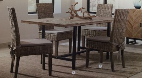 5Pc Dining Table Set