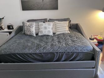 Day Bed