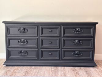Vintage Thomasville Dresser