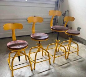 Topower Farmhouse Kitchen Stool, Industrial Counter Stool, Kitchen Deco Round Seat Standard Height Adjustable Swivel Bar Stools with Backrest Indoor H