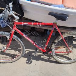 Diamond Back Apex Mountain Bike Bicycle