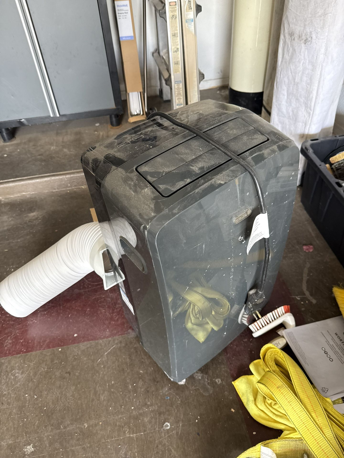 Window AC unit