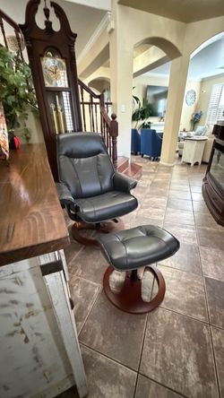 Black faux  Leather Recliner Chair with Ottoman