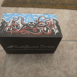 Plumes Guitar Pedal 