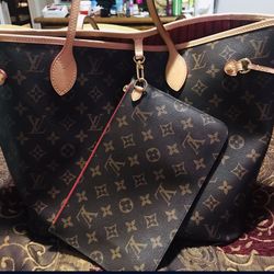 Louis Vuitton Neverfull 