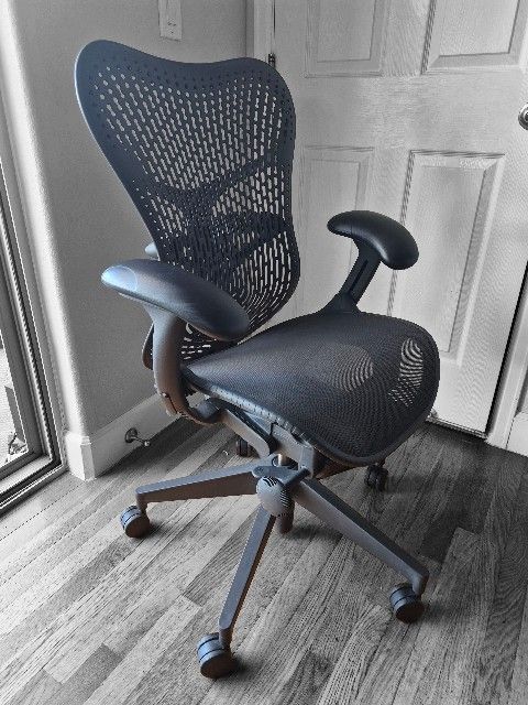 Herman Miller Mirra 2