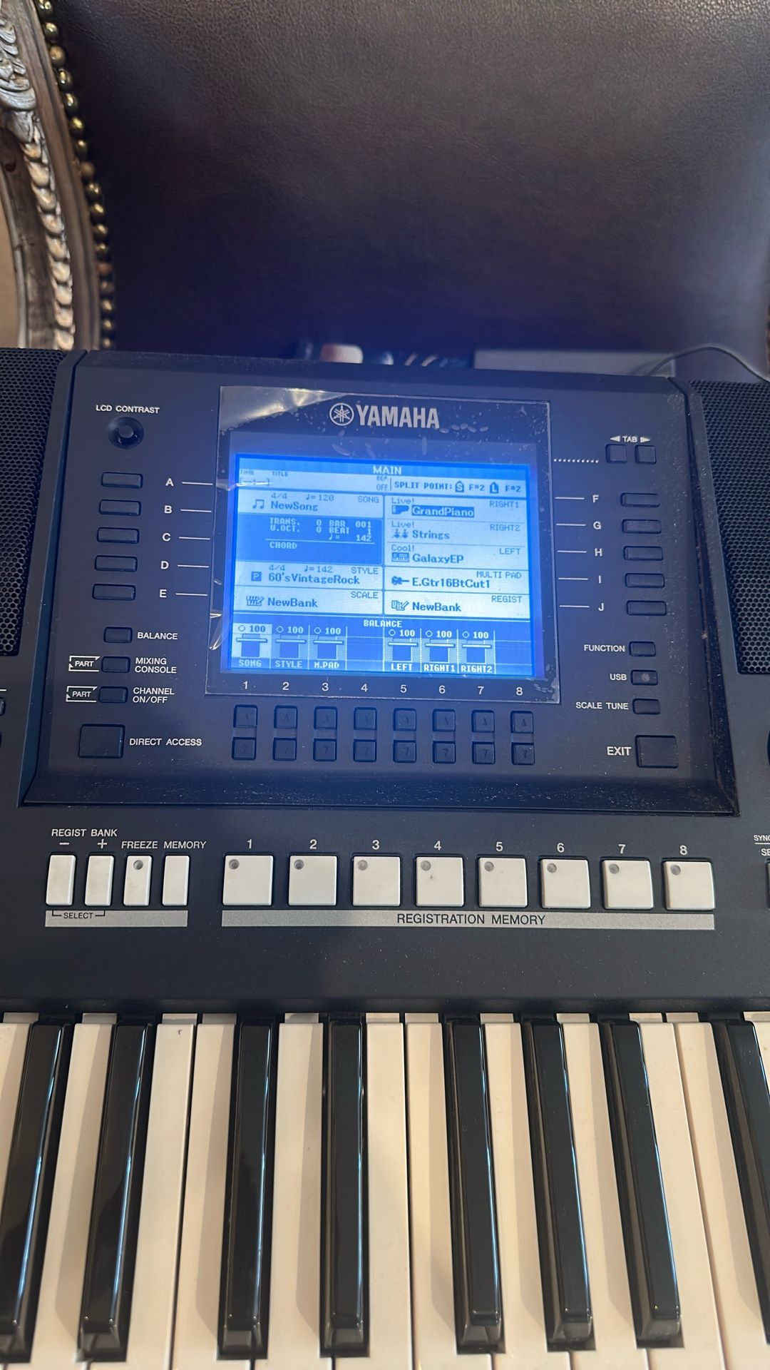 Yamaha PSR A2000 Oriental Music Arranger Workstation