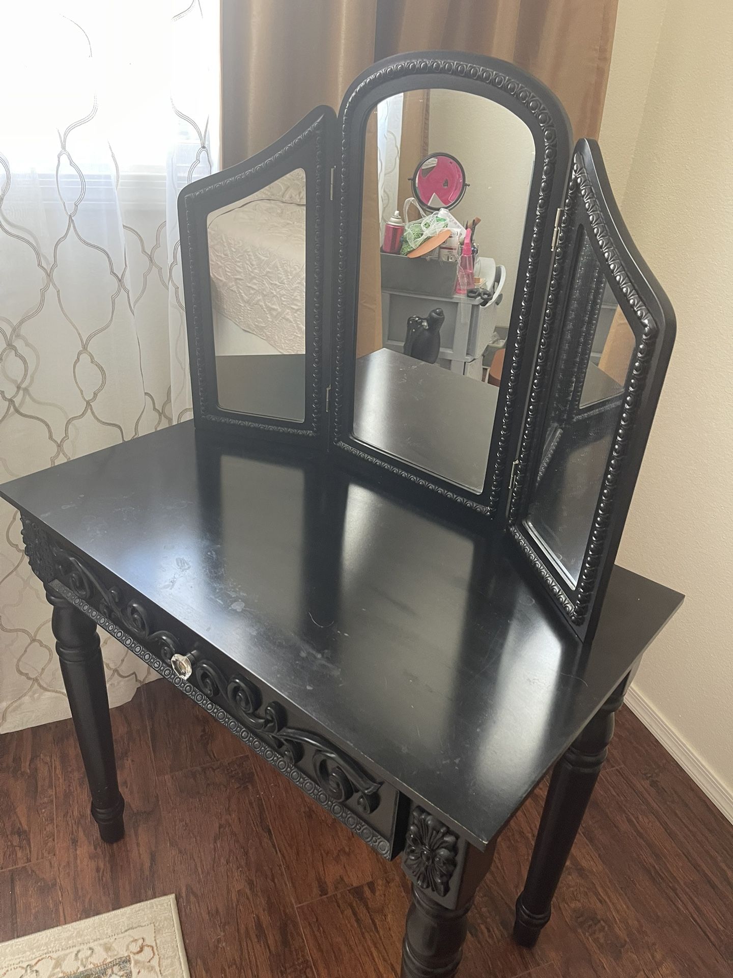 makeup vanity