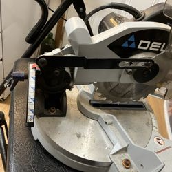 Delta Rotating Miter Saw 