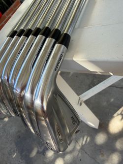 Titleist T100s Golf Club Irons Set