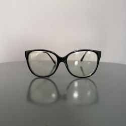 Black Glasses  (transparent lens) 