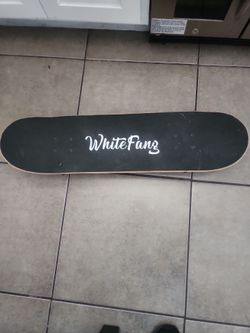 WhiteFang Skateboard – Barely Used – Excellent Condition