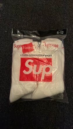 Supreme socks
