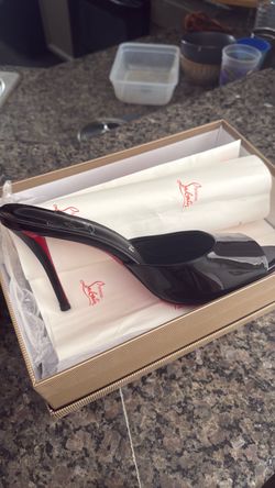 Louboutin  42