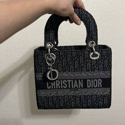 Handbag