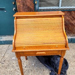 Roll top desk. Perfect condition. $100. Check out my site for all the great deals. Thanks for looking!