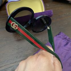 Gucci Oversized Sunglasses 
