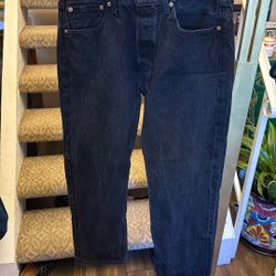 Black Levi’s 32x29