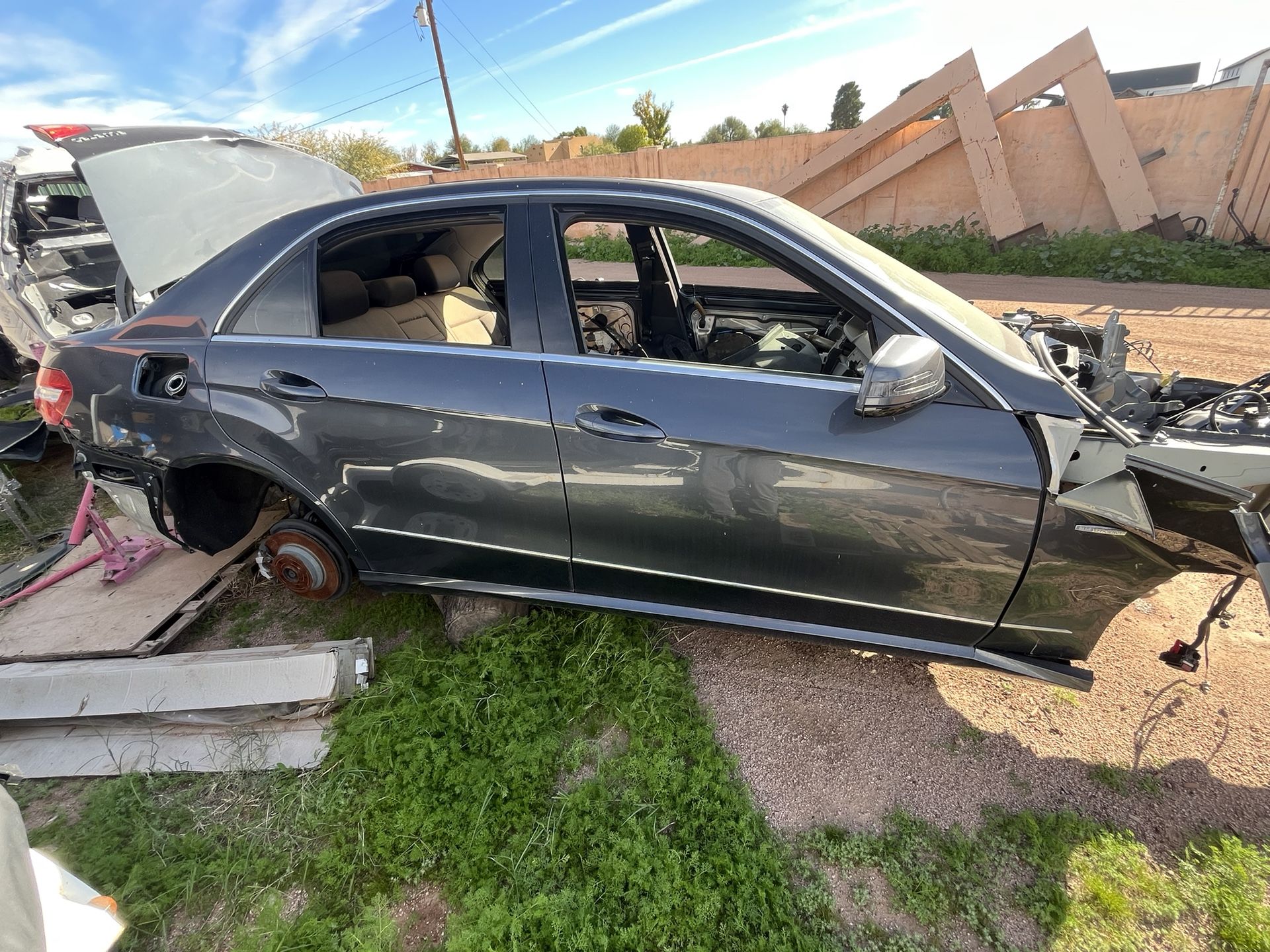 Mercedes E350 Bluetec PART OUT