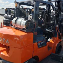 FORKLIFT TOYOTA 10.000#