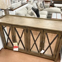 New 62” Sideboard 🔥🔥 LAST ONE