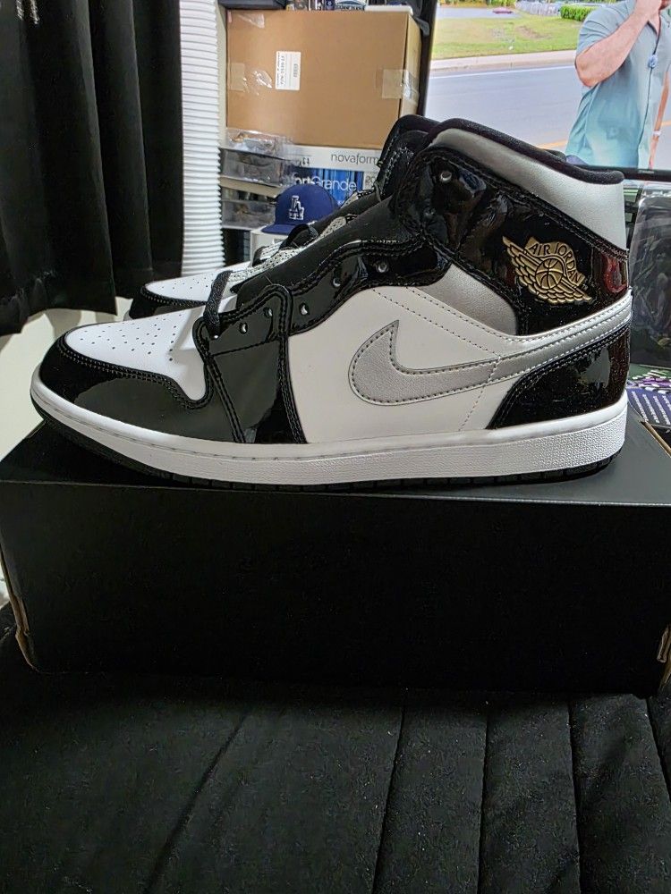 Air Jordn 1 Mid SE 