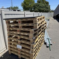 Wood Pallets 