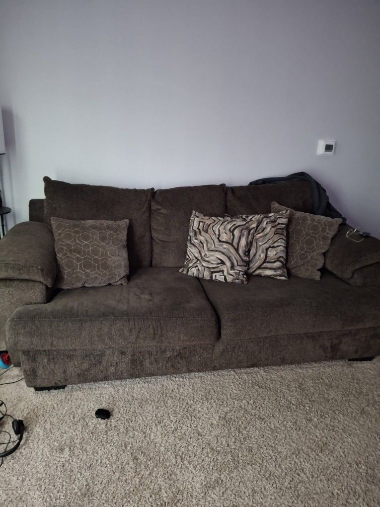 Couch Set