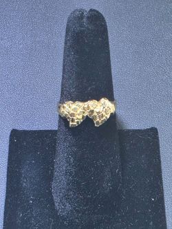 10kt YG Nugget Ring. SIZE 6.5 ASK FOR RYAN.