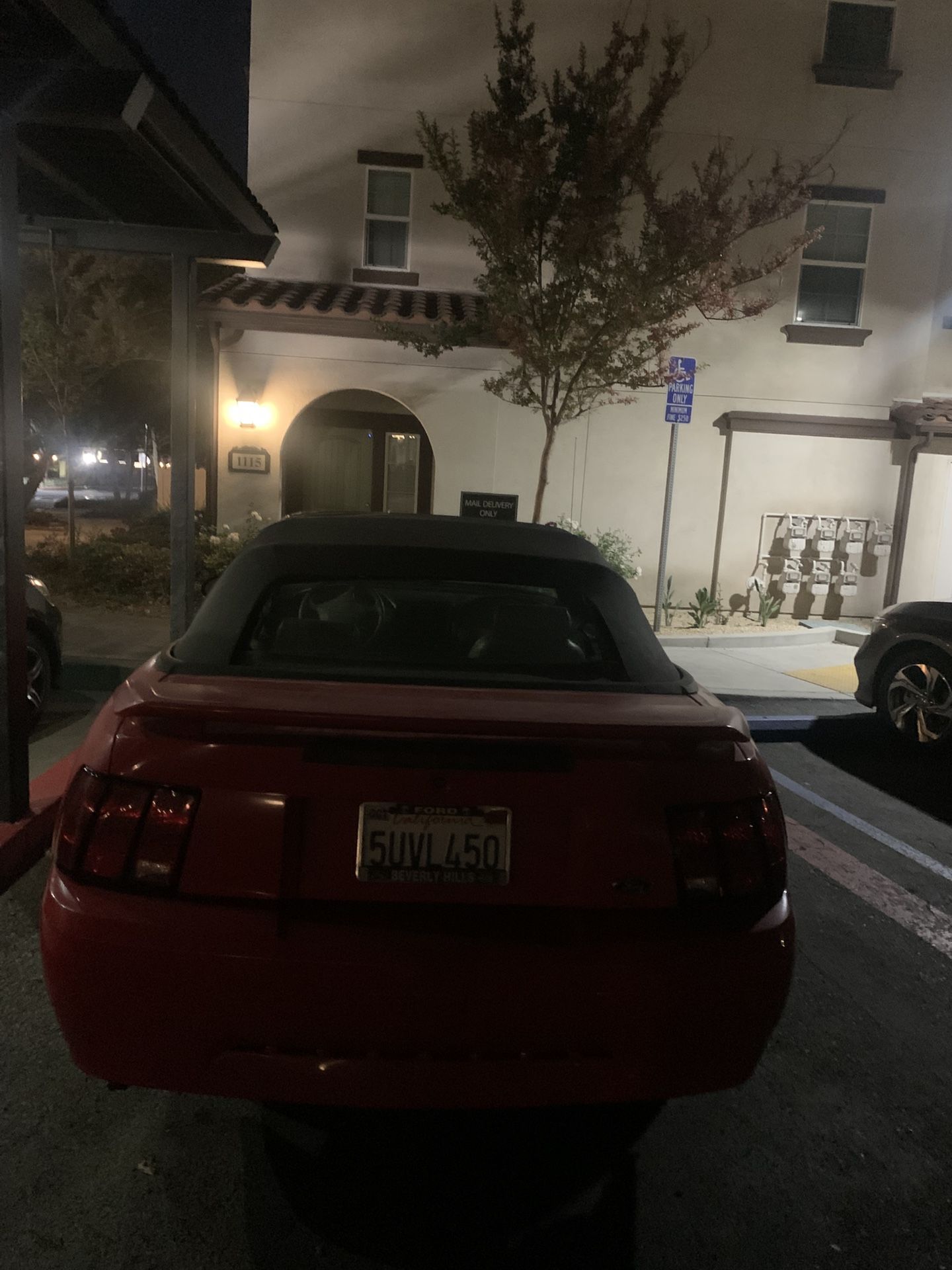 2004 Ford Mustang