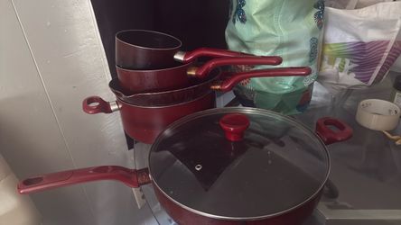 Used Pot set