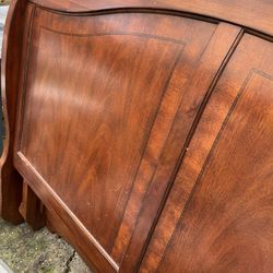 Queen Sleigh Bed, Wood