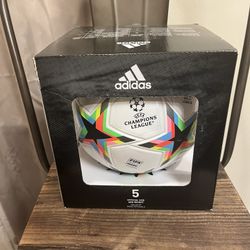 adidas UEFA Champions League Match Ball League Ball HE3771 Size 5