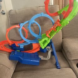 Hot wheels Track 