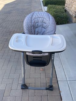 Graco Baby High Chair with Tray