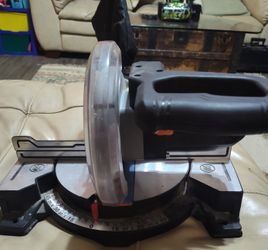 WARRIOR 7-1/4 in. Single Bevel High Power Durable Compound Miter Saw Workshop