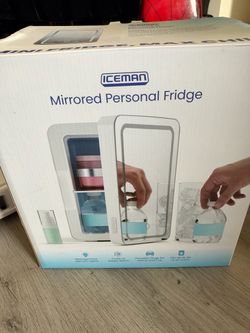 Iceman Mirrored Personal Mini Fridge