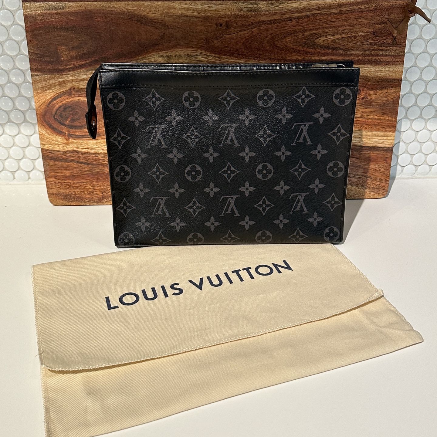 Louis Vuitton, Pochette Voyage MM for Sale in Queen Creek, AZ - OfferUp