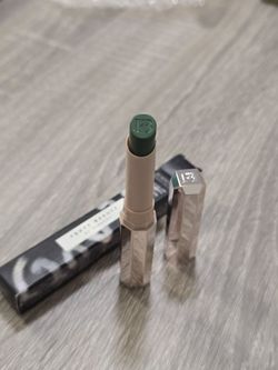 FENTY BEAUTY BY RIHANNA