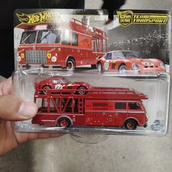 Hot Wheels Team Transport