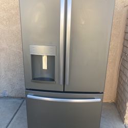 GE Fresh Door Stainless Steel Slate in good condition, clean and nice, one month warranty, delivery available, free installation. Dimensions: W36-D32-
