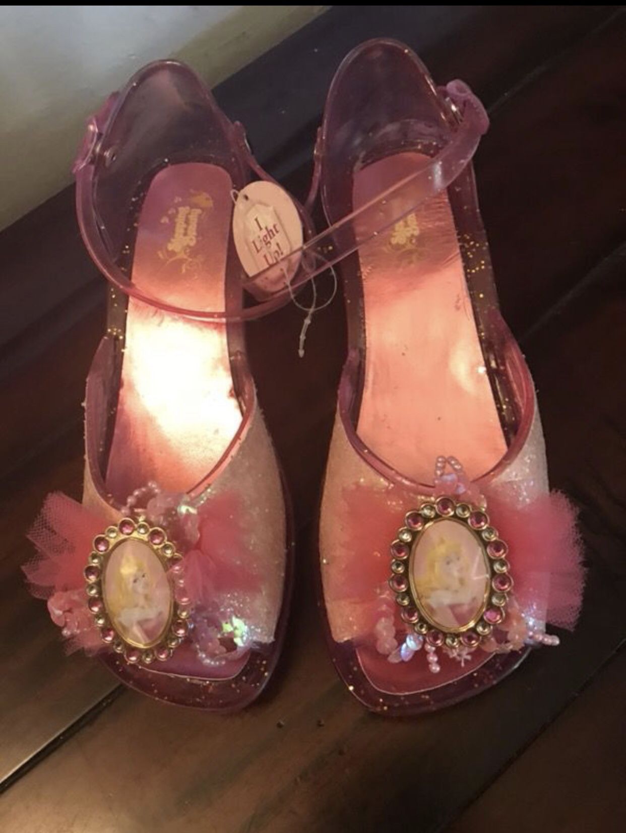 BRAND NEW Disney Princess 👸 Aurora-sleeping beauty LIGHT-UP HEEL shoes Youth size 2/3
