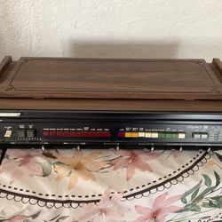 Vintage Drum machine Roland TR-77 