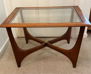 Mid century modern Lane end table